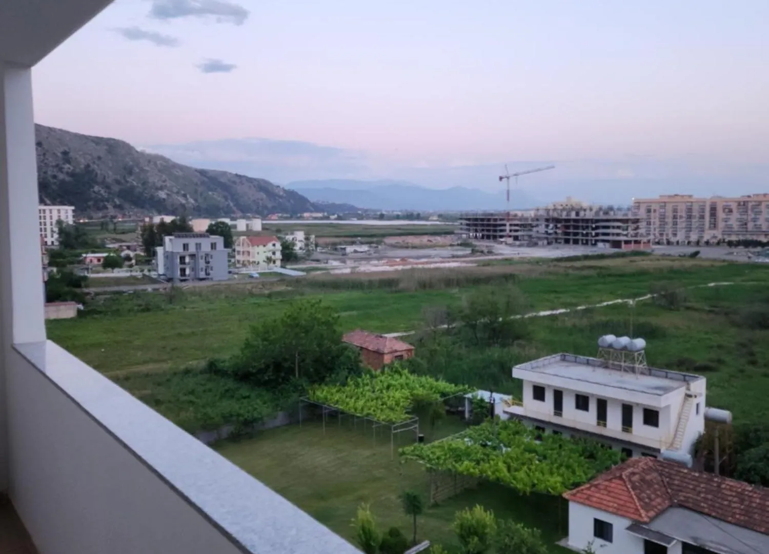Shëngjin Hotel And Apartments Besniku אלבניה